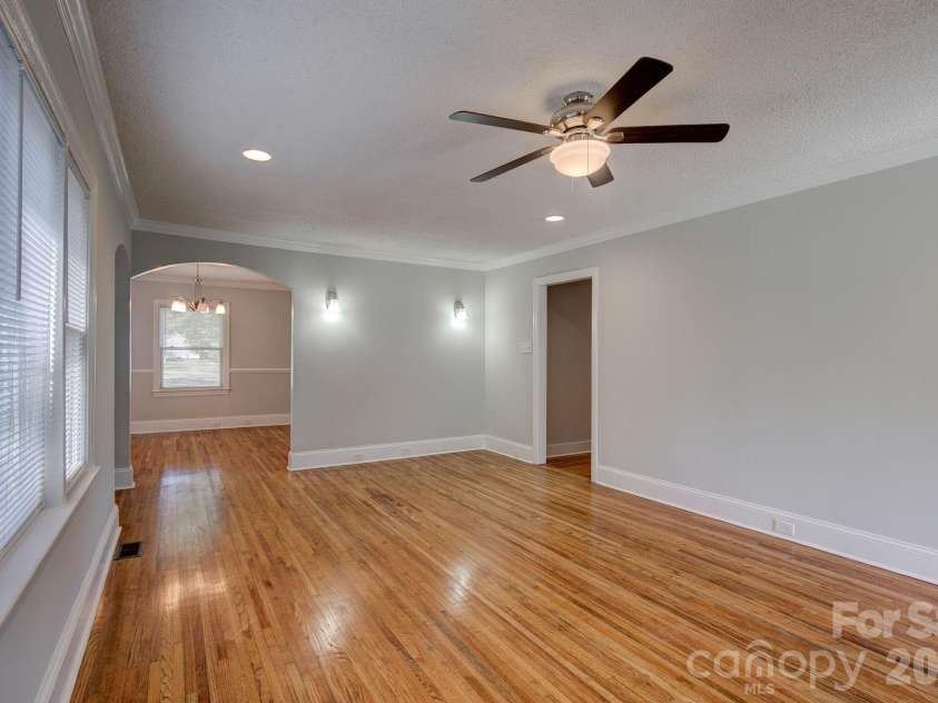 409 Maynard Street, Pageland, SC 29728.  MLS# CAR4370683, YatesRealty ID 22812. 
