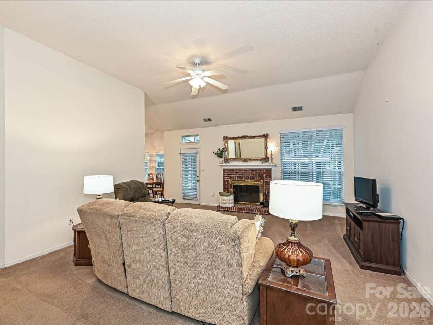 5607 Oak Drive, Charlotte, NC 28216.  MLS# CAR4291092, YatesRealty ID 22814. 