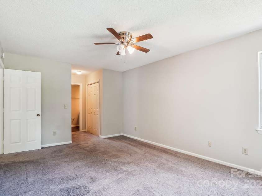 7217 Rena Mae Lane, Charlotte, NC 28227.  MLS# CAR4272672, YatesRealty ID 22814. Primary Bedroom