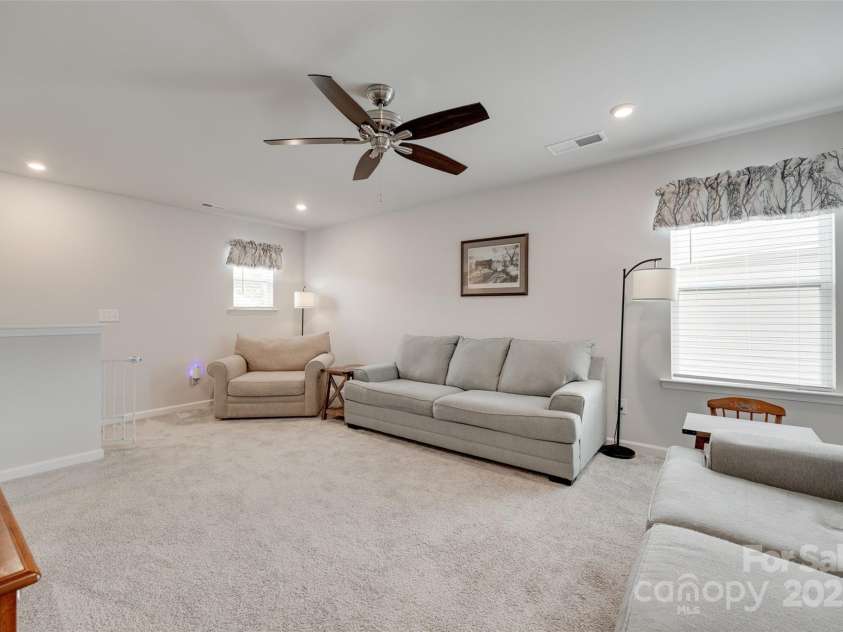150 Bezelle Avenue, York, SC 29745.  MLS# CAR4269804, YatesRealty ID 22815. 