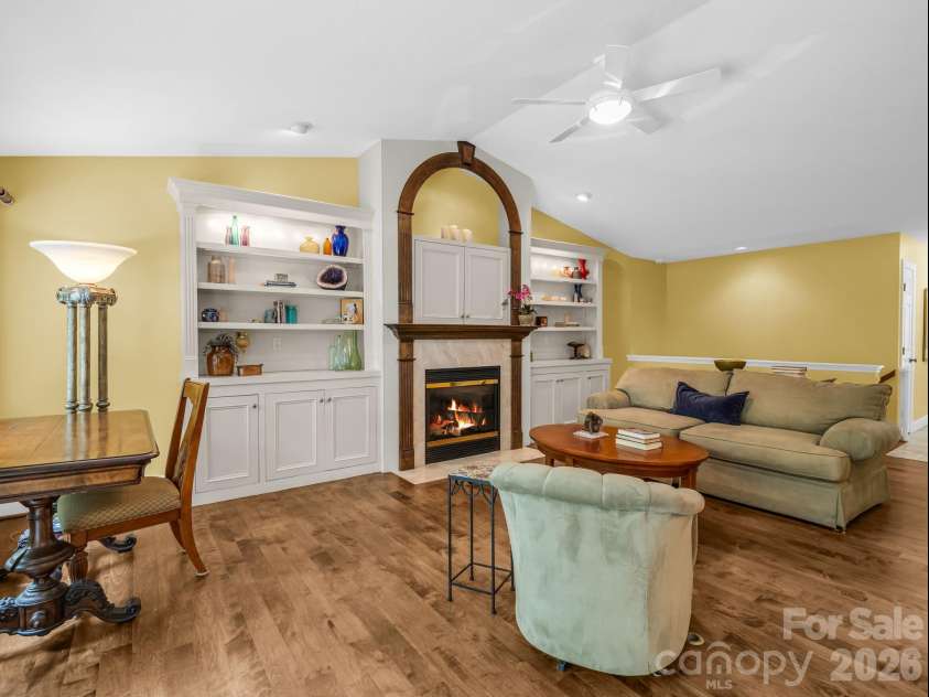 425 Winesap Boulevard, Lake Lure, NC 28746.  MLS# CAR4372379, YatesRealty ID 22818. 