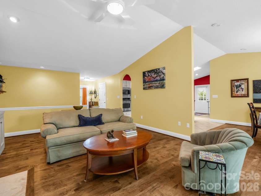 425 Winesap Boulevard, Lake Lure, NC 28746.  MLS# CAR4372379, YatesRealty ID 22818. 