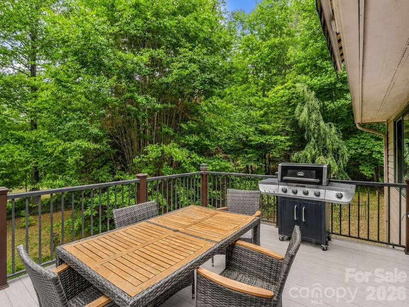 425 Winesap Boulevard, Lake Lure, NC 28746.  MLS# CAR4372379, YatesRealty ID 22818. 