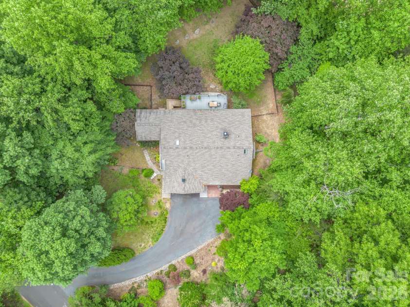 425 Winesap Boulevard, Lake Lure, NC 28746.  MLS# CAR4372379, YatesRealty ID 22818. 