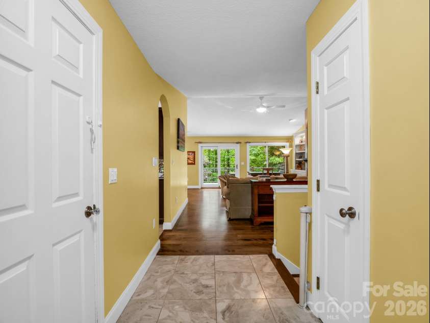 425 Winesap Boulevard, Lake Lure, NC 28746.  MLS# CAR4372379, YatesRealty ID 22818. Entry / foyer