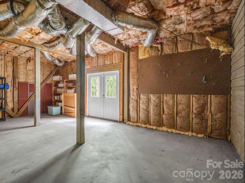 425 Winesap Boulevard, Lake Lure, NC 28746.  MLS# CAR4372379, YatesRealty ID 22818. Workshop/ storage Flex space 3