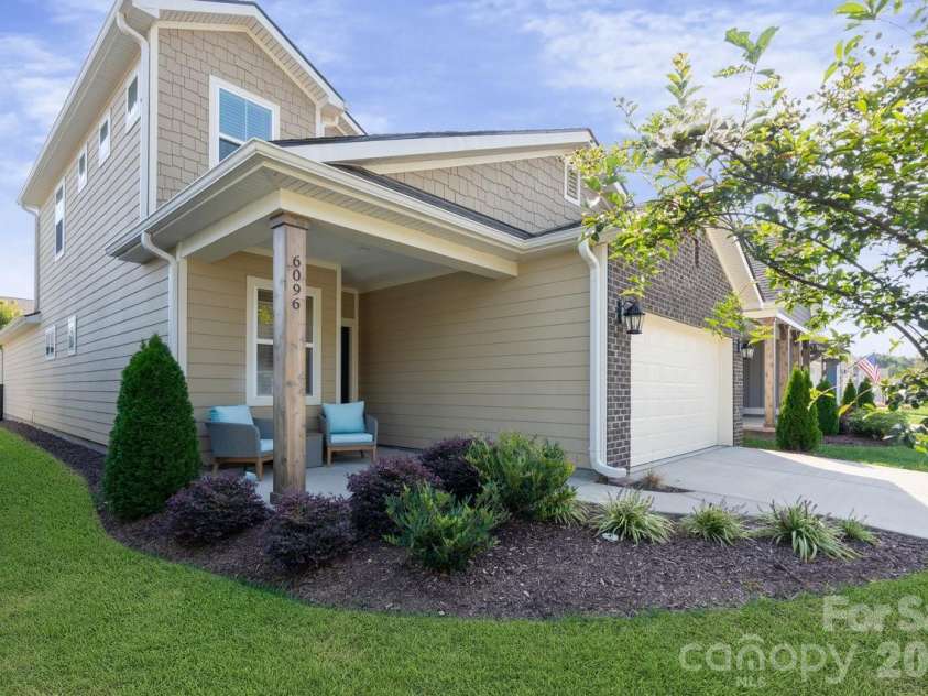 6096 Pier Drive, Denver, NC 28037.  MLS# CAR4302008, YatesRealty ID 2282. 