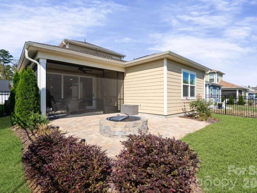 6096 Pier Drive, Denver, NC 28037.  MLS# CAR4302008, YatesRealty ID 2282. 