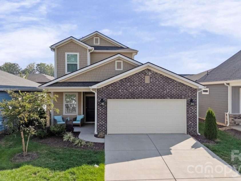 6096 Pier Drive, Denver, NC 28037.  MLS# CAR4302008, YatesRealty ID 2282. 