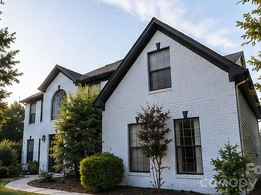 9120 Viscount Lane, Charlotte, NC 28269.  MLS# CAR4379989, YatesRealty ID 22820. 