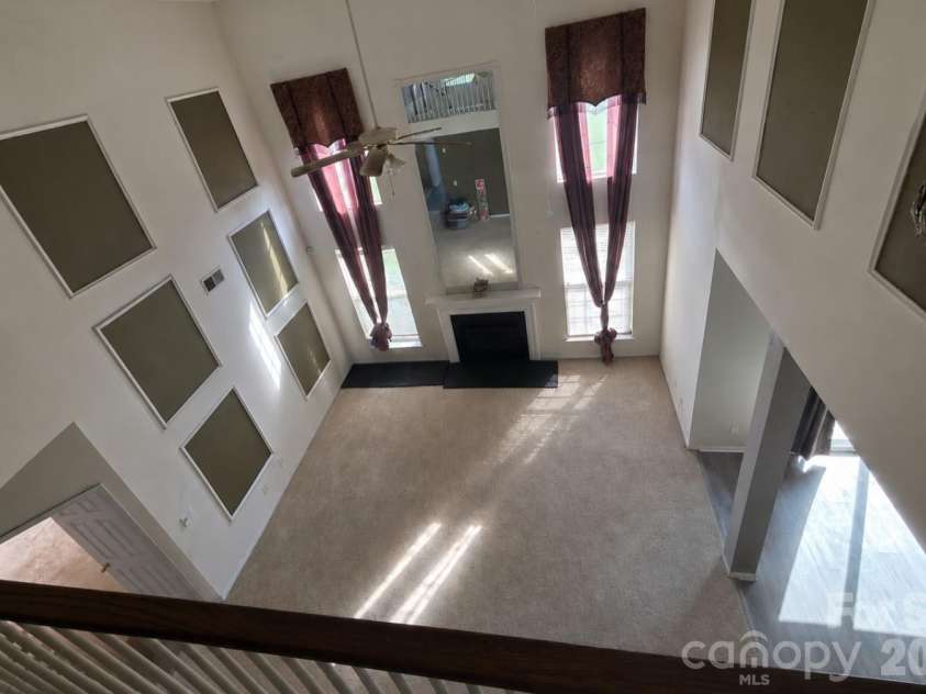 9120 Viscount Lane, Charlotte, NC 28269.  MLS# CAR4379989, YatesRealty ID 22820. 