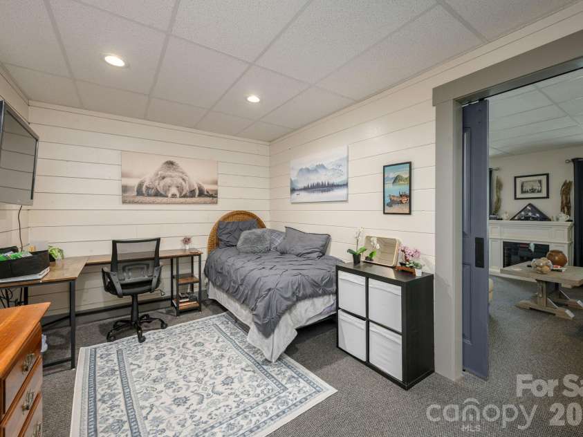 149 Hiwassee Road, Lake Toxaway, NC 28747.  MLS# CAR4377735, YatesRealty ID 22821. Bonus Room