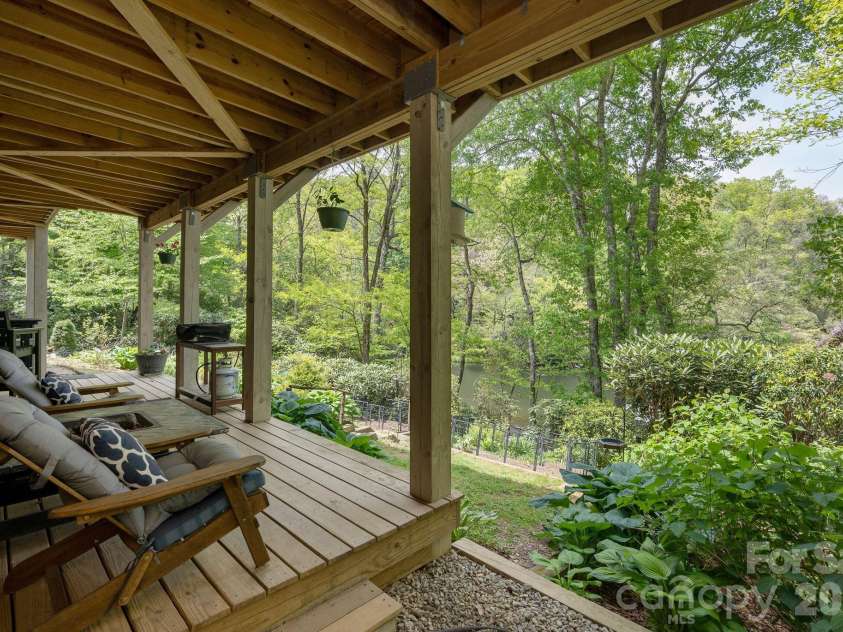 149 Hiwassee Road, Lake Toxaway, NC 28747.  MLS# CAR4377735, YatesRealty ID 22821. Downstairs deck