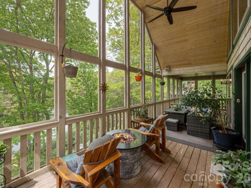 149 Hiwassee Road, Lake Toxaway, NC 28747.  MLS# CAR4377735, YatesRealty ID 22821. Oversized