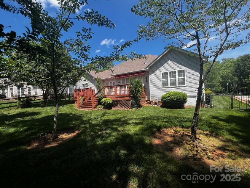 7700 Sedgebrook Drive, Stanley, NC 28164.  MLS# CAR4227336, YatesRealty ID 22821. 