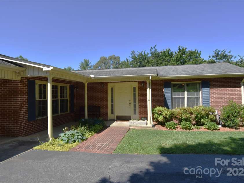 141 Azalea Drive, Connelly Springs, NC 28612.  MLS# CAR4272604, YatesRealty ID 22822. 