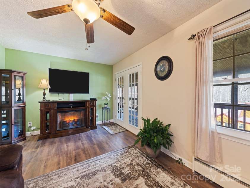 44 Robin Hood Lane, Maggie Valley, NC 28751.  MLS# CAR4239379, YatesRealty ID 22824. 