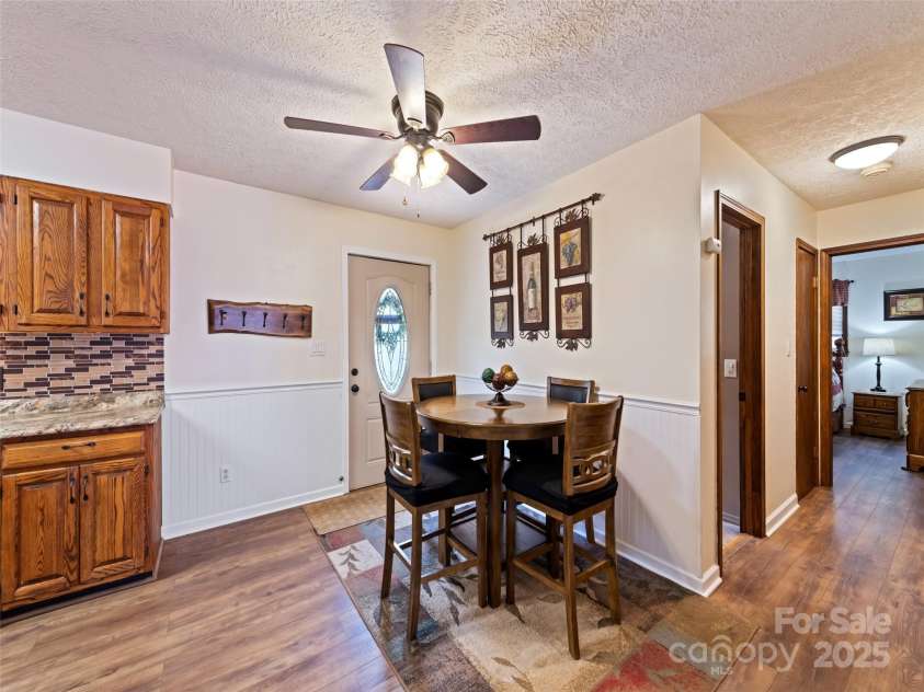 44 Robin Hood Lane, Maggie Valley, NC 28751.  MLS# CAR4239379, YatesRealty ID 22824. 