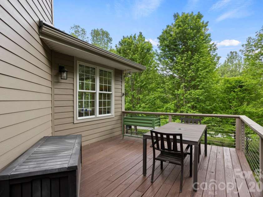 547 Pinnacle Peak Lane, Flat Rock, NC 28731.  MLS# CAR4380759, YatesRealty ID 22824. 