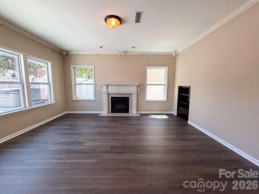 614 Dewey Court, Fort Mill, SC 29715.  MLS# CAR4379954, YatesRealty ID 22825. 