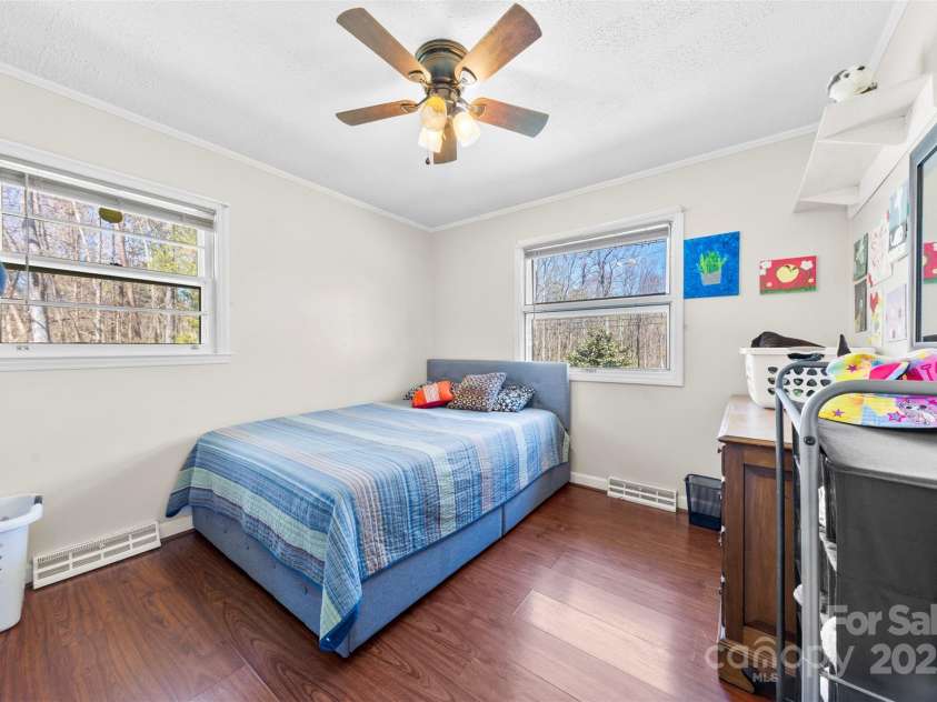 4937 Lebanon Drive, Charlotte, NC 28273.  MLS# CAR4226322, YatesRealty ID 22826. 