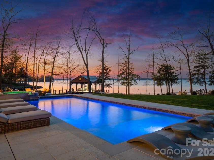 20221 Regatta Island Drive, Cornelius, NC 28031.  MLS# CAR4364285, YatesRealty ID 22827. 