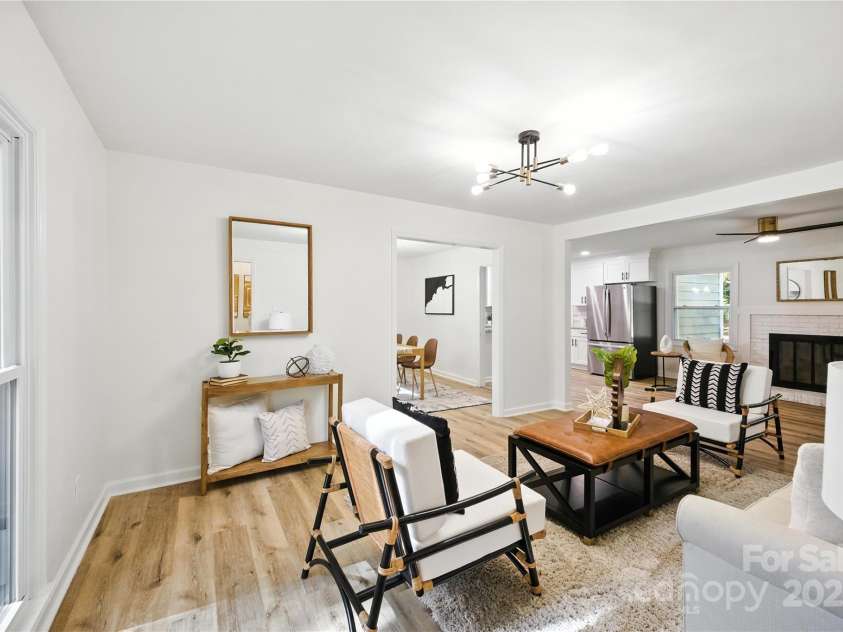 6127 Eagle Peak Drive, Charlotte, NC 28214.  MLS# CAR4267898, YatesRealty ID 22828. 