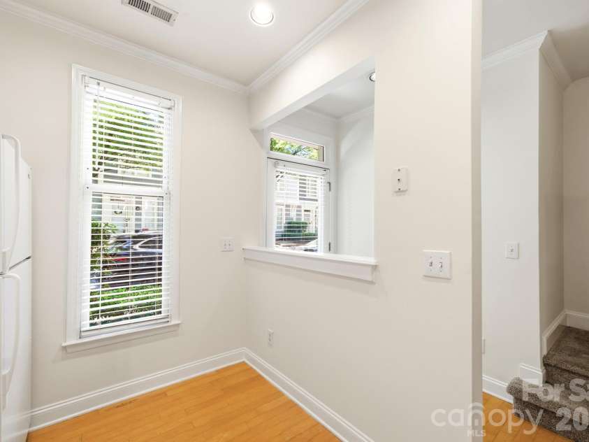 1528 Cleveland Avenue, Charlotte, NC 28203.  MLS# CAR4377306, YatesRealty ID 22829. 