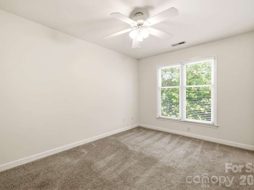 1528 Cleveland Avenue, Charlotte, NC 28203.  MLS# CAR4377306, YatesRealty ID 22829. 
