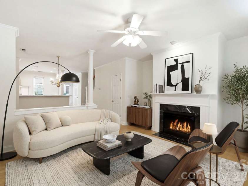 1528 Cleveland Avenue, Charlotte, NC 28203.  MLS# CAR4377306, YatesRealty ID 22829. Virtually Staged!