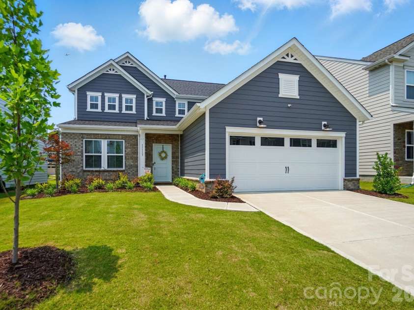 11113 Godwit Lane, Charlotte, NC 28278.  MLS# CAR4268696, YatesRealty ID 2283. 