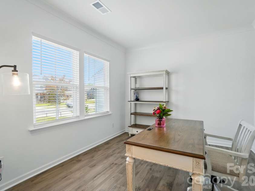 11113 Godwit Lane, Charlotte, NC 28278.  MLS# CAR4268696, YatesRealty ID 2283. 