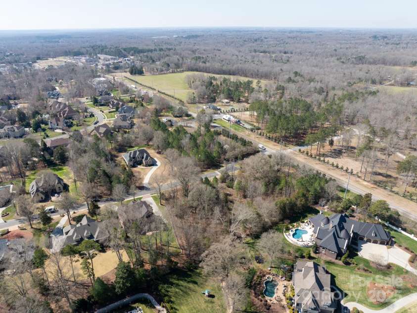 8328 Victoria Lake Drive, Waxhaw, NC 28173.  MLS# CAR4228323, YatesRealty ID 2283. 