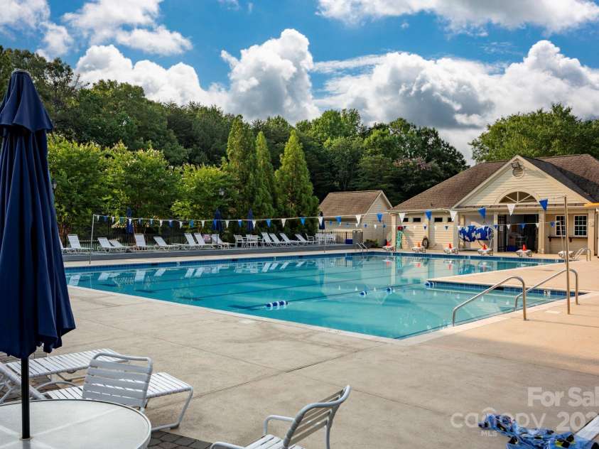 16013 Wynfield Creek Parkway, Huntersville, NC 28078.  MLS# CAR4268989, YatesRealty ID 22830. Sand vollyball