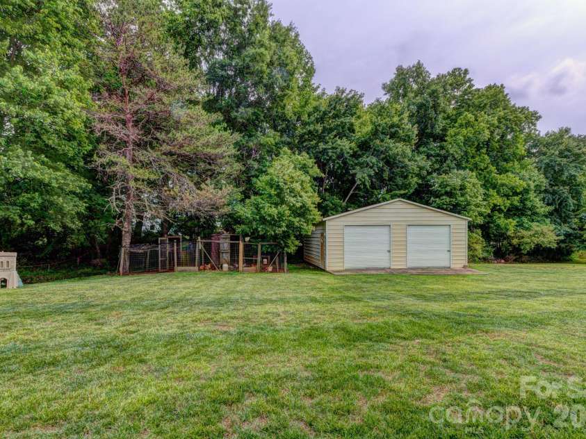 4671 Garys Place, Crouse, NC 28033.  MLS# CAR4382360, YatesRealty ID 22831. 