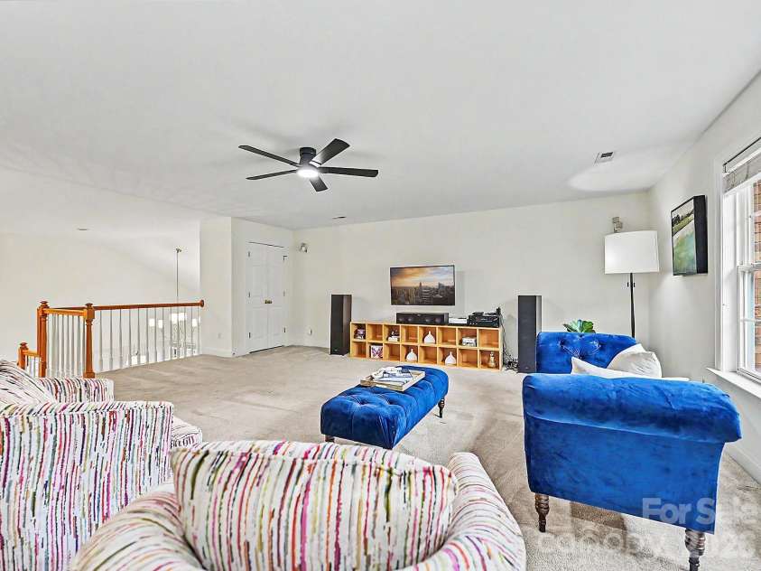 159 Shoreline Parkway, Fort Mill, SC 29708.  MLS# CAR4372316, YatesRealty ID 22833. 