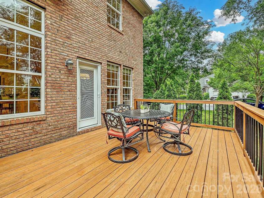 159 Shoreline Parkway, Fort Mill, SC 29708.  MLS# CAR4372316, YatesRealty ID 22833. 