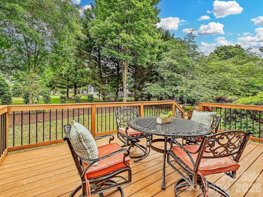 159 Shoreline Parkway, Fort Mill, SC 29708.  MLS# CAR4372316, YatesRealty ID 22833. 