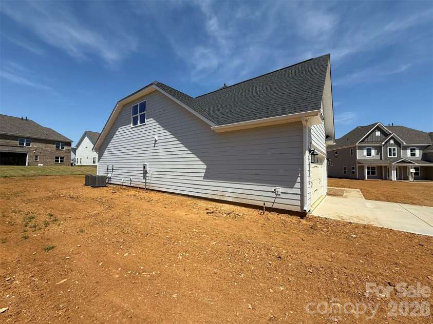 4237 Dahlia Drive, Harrisburg, NC 28075.  MLS# CAR4380418, YatesRealty ID 22837. 