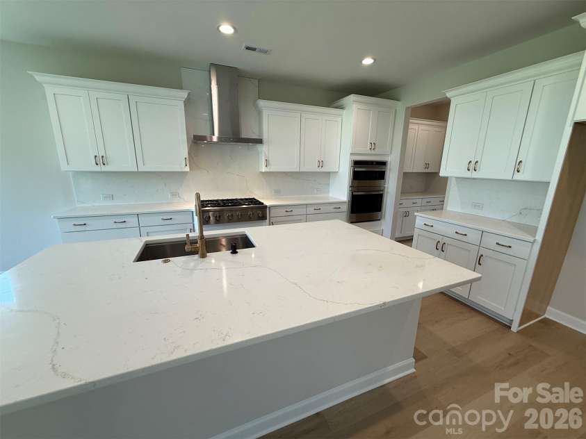 4237 Dahlia Drive, Harrisburg, NC 28075.  MLS# CAR4380418, YatesRealty ID 22837. Kitchen