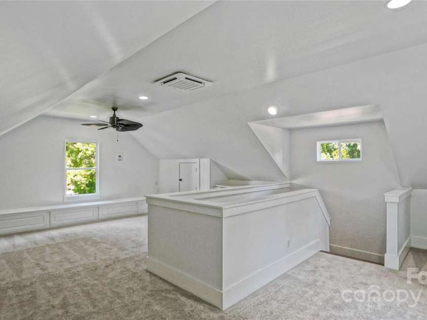 5511 Milhaven Lane, Charlotte, NC 28269.  MLS# CAR4275860, YatesRealty ID 22837. 