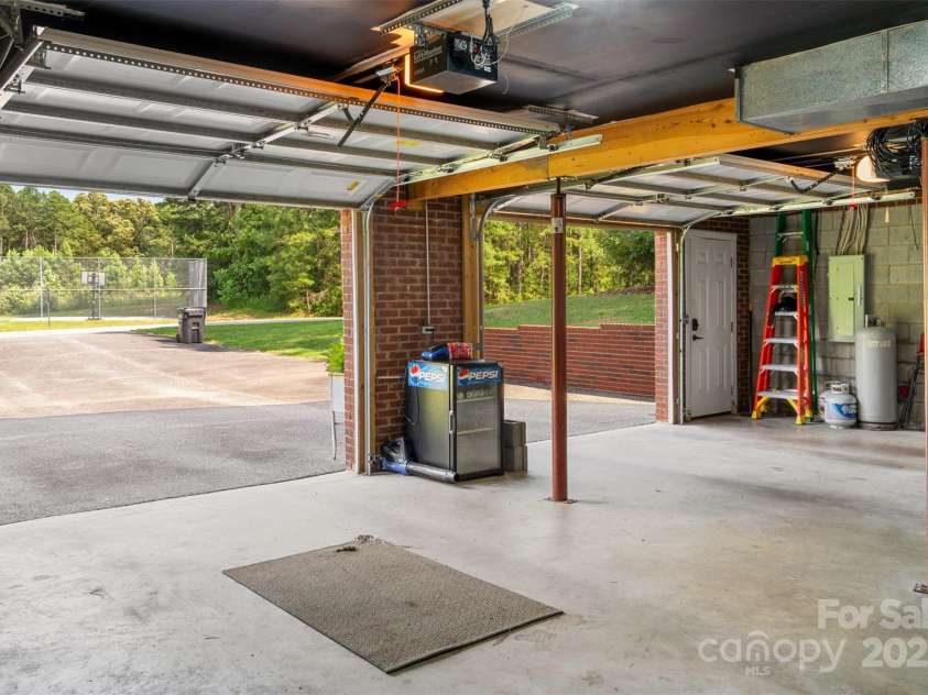 115 Whispering Pines Lane, Linwood, NC 27299.  MLS# CAR4274313, YatesRealty ID 22838. 