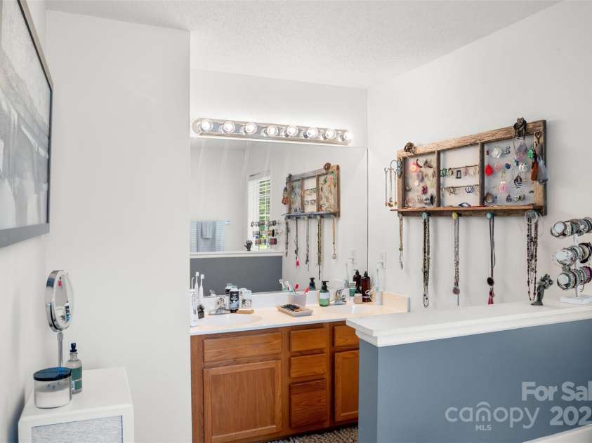 115 Whispering Pines Lane, Linwood, NC 27299.  MLS# CAR4274313, YatesRealty ID 22838. 