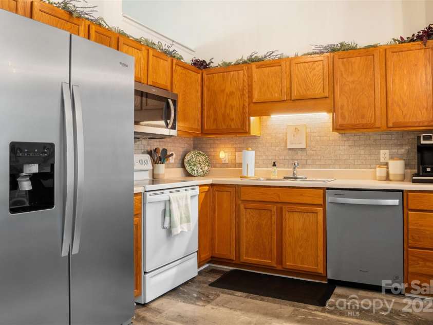 115 Whispering Pines Lane, Linwood, NC 27299.  MLS# CAR4274313, YatesRealty ID 22838. 