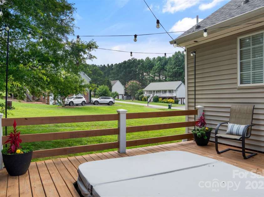 115 Whispering Pines Lane, Linwood, NC 27299.  MLS# CAR4274313, YatesRealty ID 22838. 