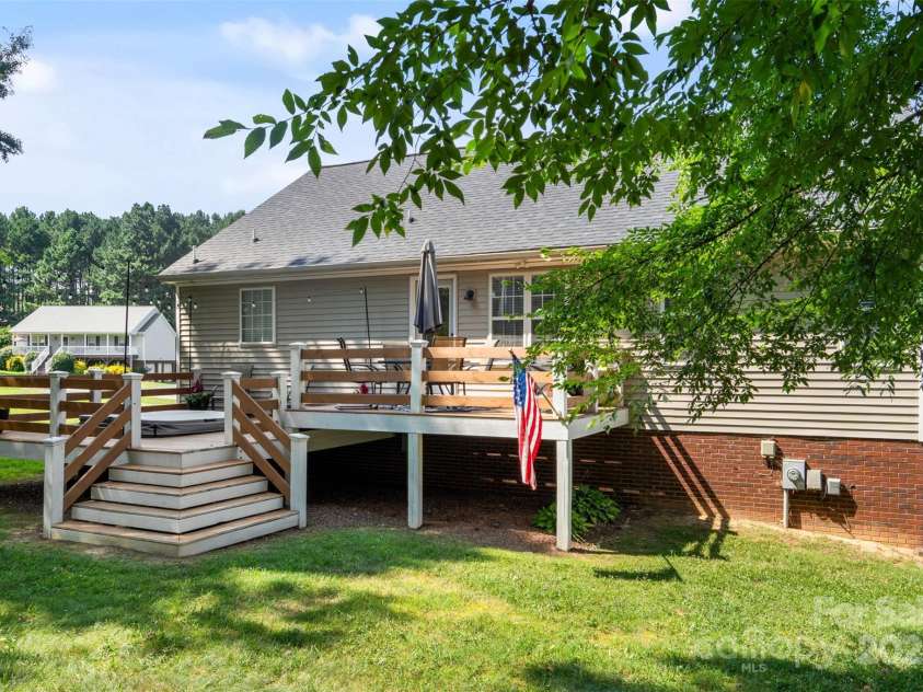 115 Whispering Pines Lane, Linwood, NC 27299.  MLS# CAR4274313, YatesRealty ID 22838. 