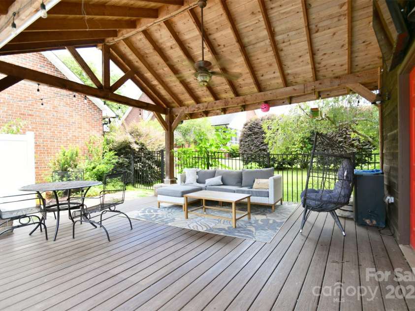 2914 Weatherfield Drive, Lincolnton, NC 28092.  MLS# CAR4283071, YatesRealty ID 22839. 
