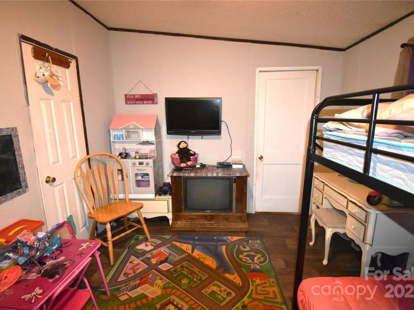 4062 Smokey Creek Road, Lenoir, NC 28645.  MLS# CAR4276163, YatesRealty ID 22839. 