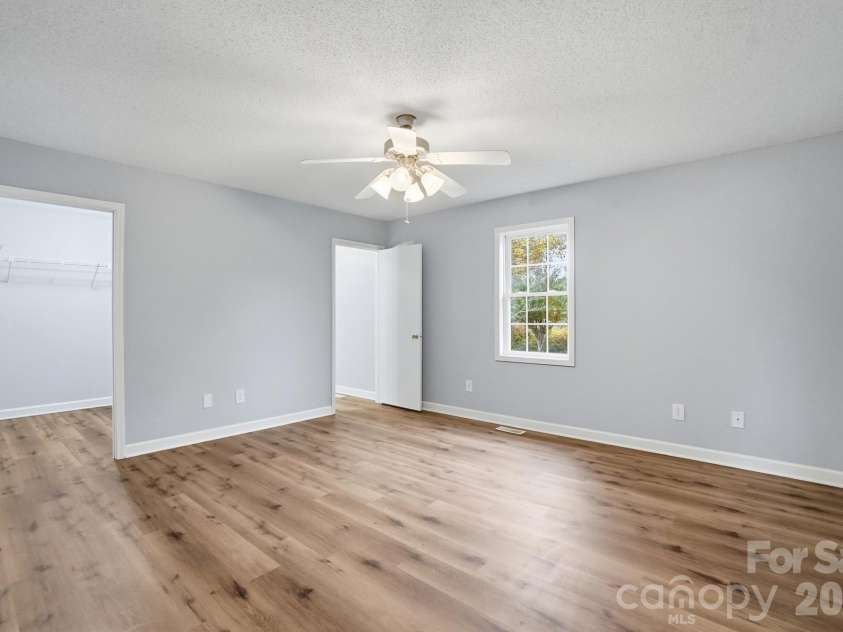 1404 Old Mill Road, Lincolnton, NC 28092.  MLS# CAR4320693, YatesRealty ID 2284. 