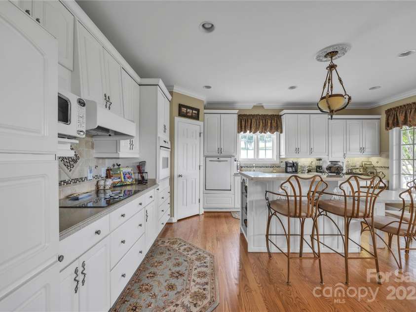 891 Olde Charter Circle, Jefferson, NC 28640.  MLS# CAR4276227, YatesRealty ID 22840. 